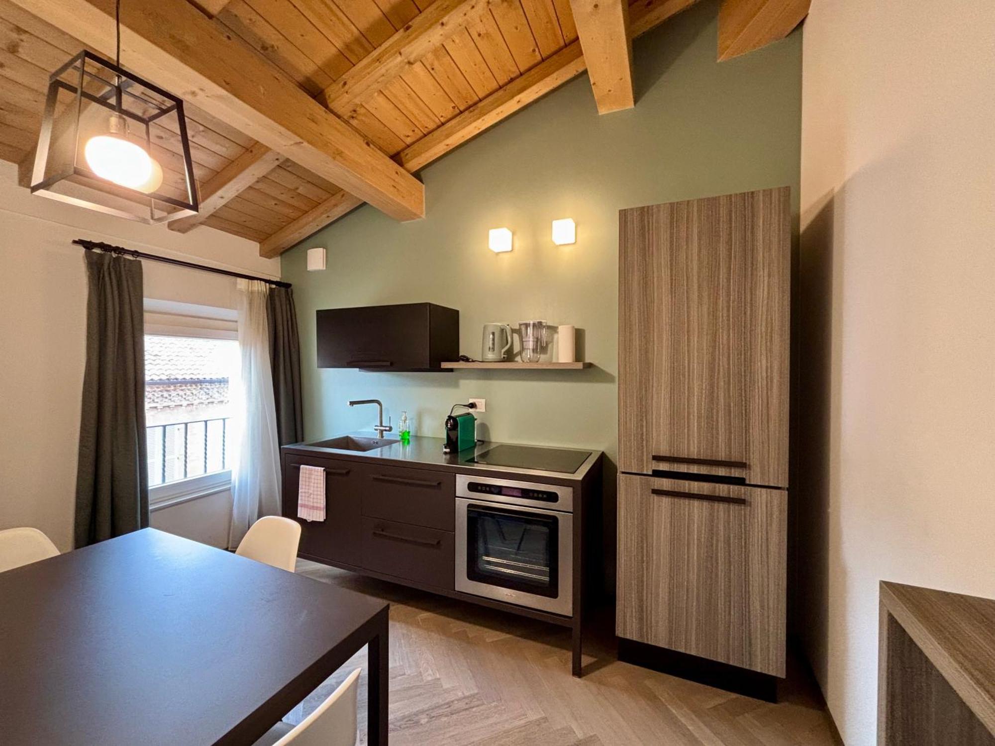 Apartamento Saragozza A Due Passi Da Piazza Grande - Wifi E Parcheggio Gratuito *